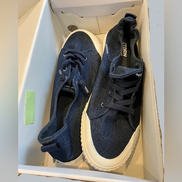 TRETORN Women's Meg Slip On Sneakers 9.5 40.25 - “Dark Denim” color - Picture 7 of 8